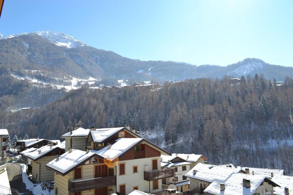 Casa Vacanza La Rocca Chiesa in Valmalenco Habitación foto